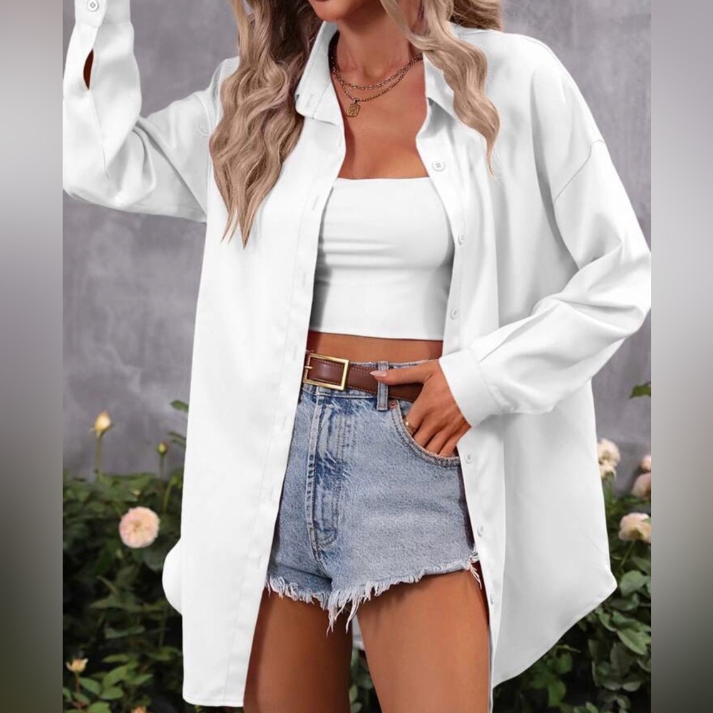 Small Oversized White Button-Up Shirt and Denim Shorts - Picture 2 of 7